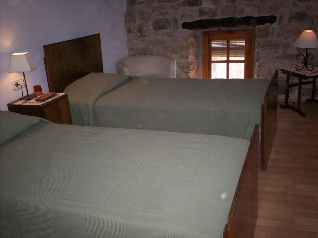 Rural Horizons On La Ruta Del Cister Hotel Fores Exterior photo